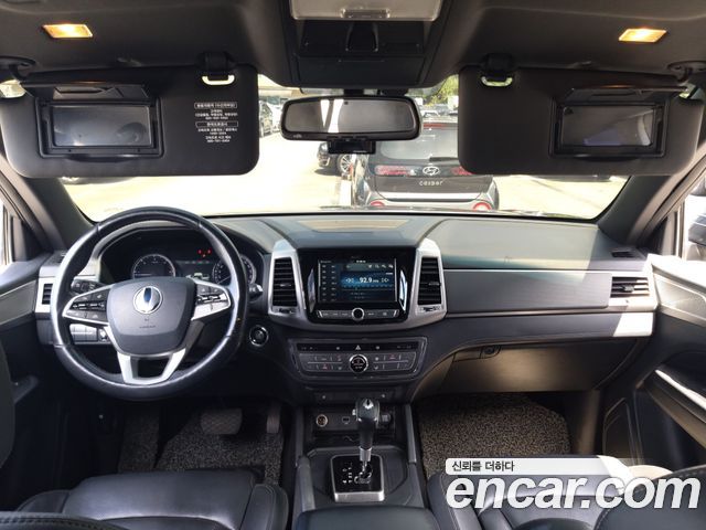 KG Mobility (SsangYong) Rexton Sports Khan Diesel 2.2 4WD Professional X (5-Link) 2019 — фото 20