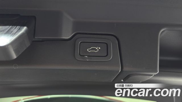 Land Rover Range Rover Evoque 2.0 TD4 HSE 2016 — фото 20
