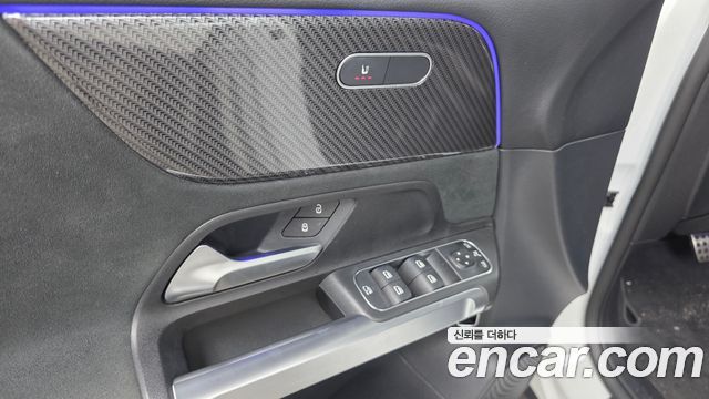 Mercedes-Benz GLB-Class (X247) GLB250 4MATIC 2022 — фото 17
