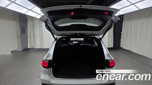 Mercedes-Benz GLB-Class (X247) GLB250 4MATIC 2022 — фото 20
