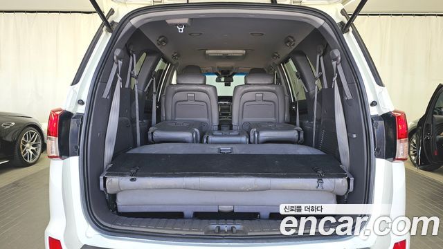 KG Mobility (SsangYong) Korando Turismo 4WD GT 9-seater 2014 — фото 24