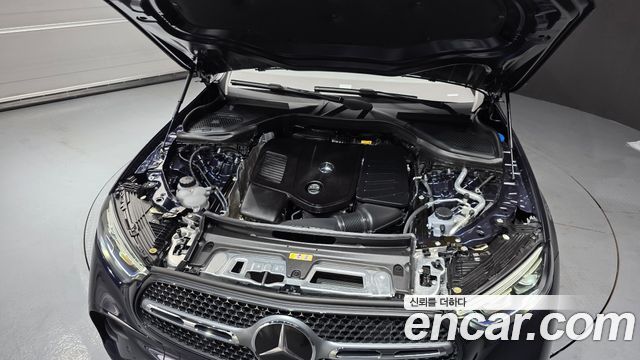 Mercedes-Benz GLC-Class (X254) GLC300 4MATIC AMG Line 2024 — фото 6