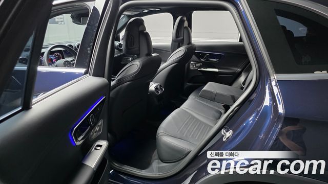 Mercedes-Benz GLC-Class (X254) GLC300 4MATIC AMG Line 2024 — фото 11