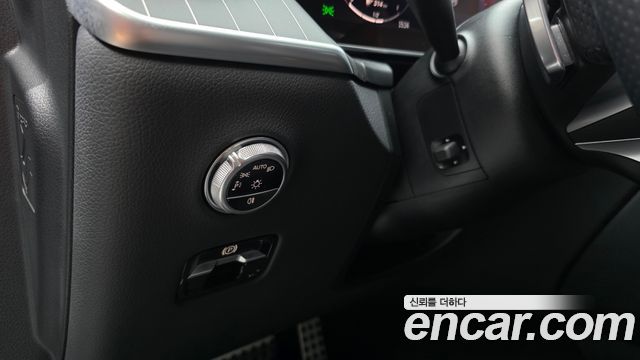 Mercedes-Benz GLC-Class (X254) GLC300 4MATIC AMG Line 2024 — фото 20