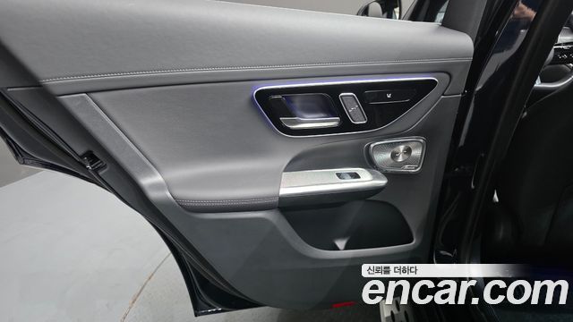 Mercedes-Benz GLC-Class (X254) GLC300 4MATIC AMG Line 2024 — фото 25