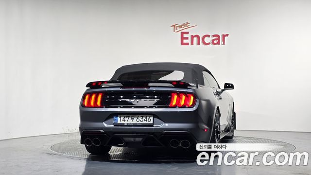 Ford Mustang GT Convertible 2021 — фото 4