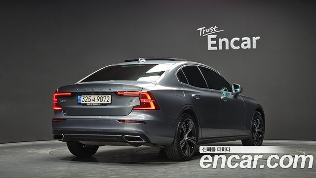 Volvo S60 (III) B5 Inscription 2021 — фото 2