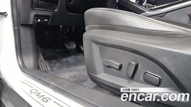 Renault Korea QM6 Diesel 2WD RE Signature 2017 — фото 30