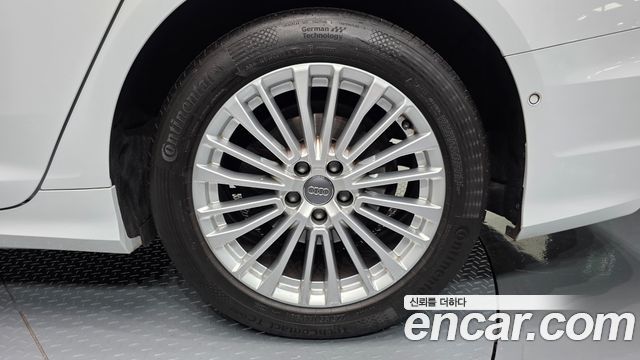 Audi A6 (C8) 40 TDI Premium 2020 — фото 21