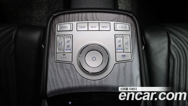 Genesis G80 (RG3) Gasoline 3.5 Turbo AWD 2022 — фото 13