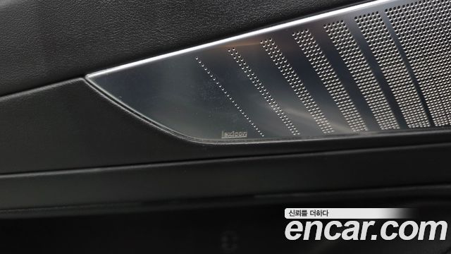 Genesis G80 (RG3) Gasoline 3.5 Turbo AWD 2022 — фото 40