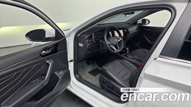 Volkswagen Jetta (VII) 1.5 TSI Prestige 2023 — фото 15