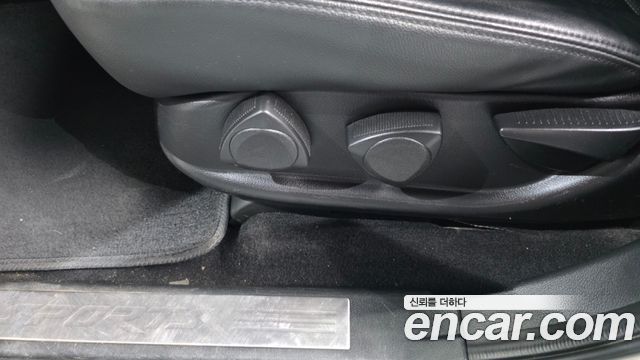 KG Mobility (SsangYong) Korando Sport CX7 4WD CLUB 2016 — фото 31