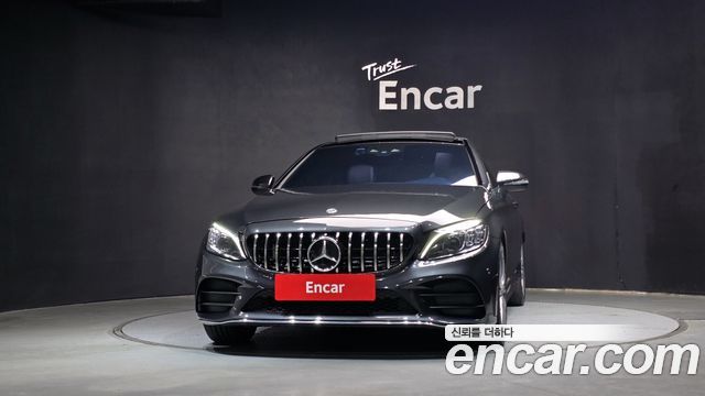 Mercedes-Benz C-Class (W205) C200 Coupe 2023 — фото 3