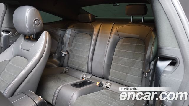 Mercedes-Benz C-Class (W205) C200 Coupe 2023 — фото 11