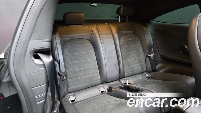 Mercedes-Benz C-Class (W205) C200 Coupe 2023 — фото 12