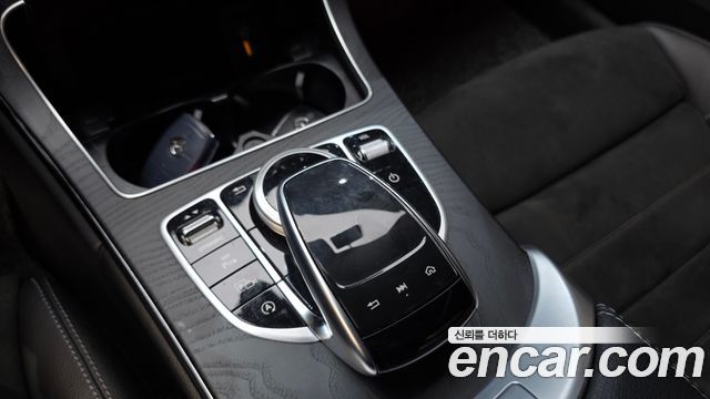 Mercedes-Benz C-Class (W205) C200 Coupe 2023 — фото 17