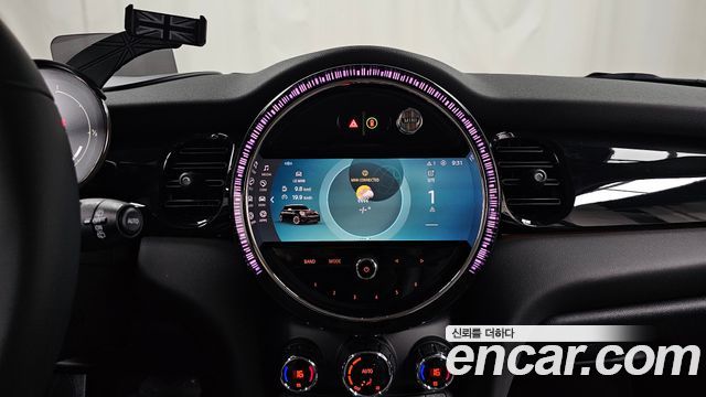 MINI Cooper Classic Third Generation 2023 — фото 14