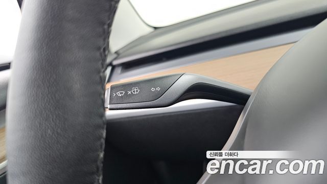 Tesla Model 3 Long Range AWD 2021 — фото 18