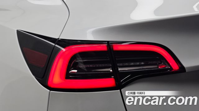Tesla Model 3 Long Range AWD 2021 — фото 23