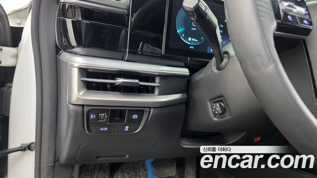 Hyundai Grandeur (GN7) 3.5 LPG 2WD (Taxi) Deluxe 2024 — фото 16