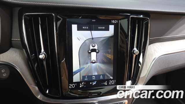 Volvo V60 Cross Country (II) T5 Pro AWD 2020 — фото 15