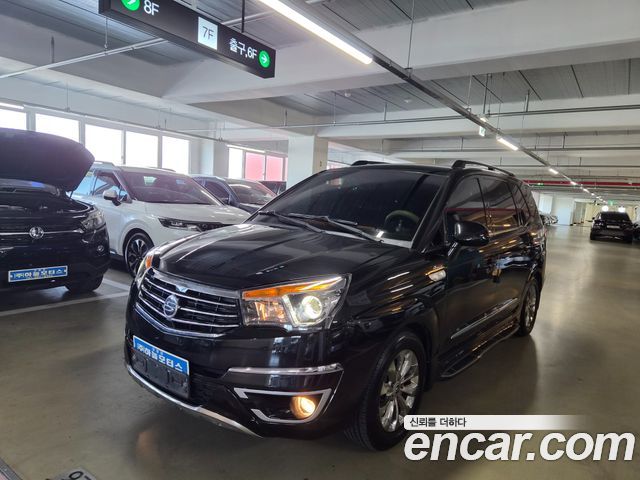 KG Mobility (SsangYong) Korando Turismo 4WD TX 9-seater