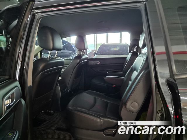 KG Mobility (SsangYong) Korando Turismo 4WD TX 9-seater 2017 — фото 16