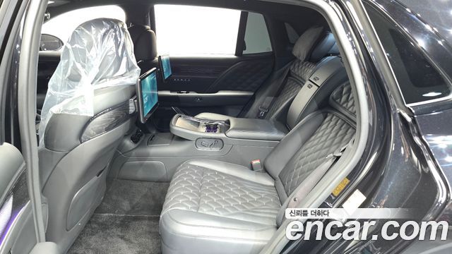 Genesis G90 (RS4) Gasoline 3.5 Turbo e-S/C AWD Black 2025 — фото 15