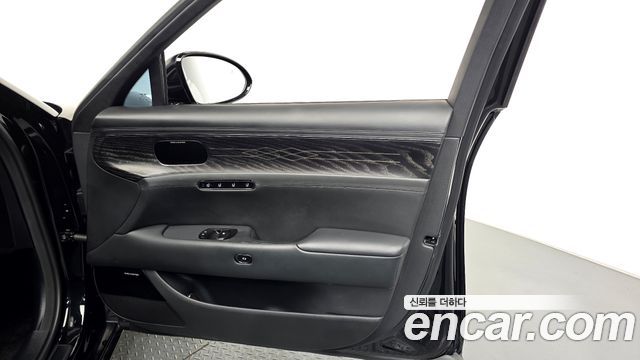 Genesis G90 (RS4) Gasoline 3.5 Turbo e-S/C AWD Black 2025 — фото 30
