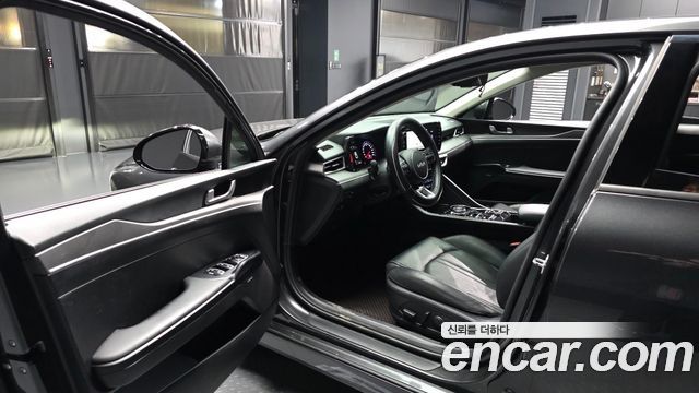 Kia K5 (III) 2.0 Prestige 2023 — фото 10