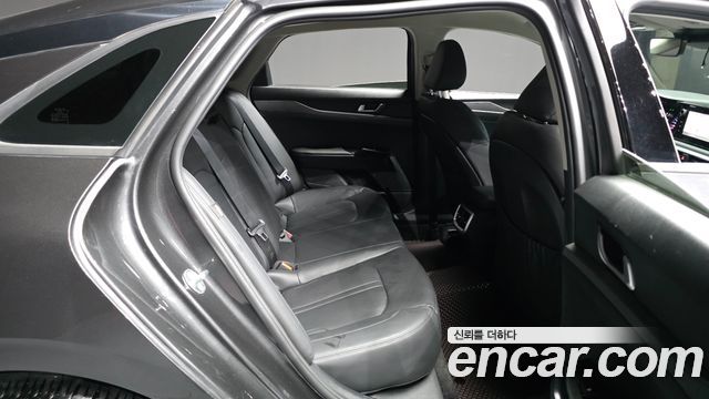 Kia K5 (III) 2.0 Prestige 2023 — фото 12