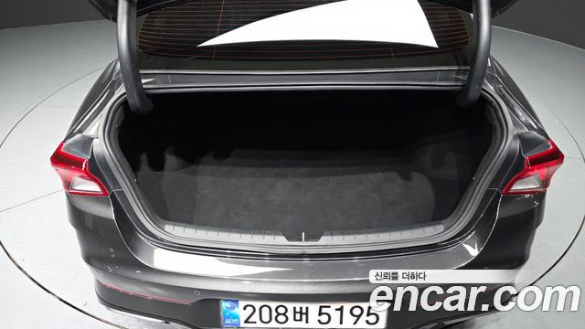 Kia K5 (III) 2.0 Prestige 2023 — фото 20