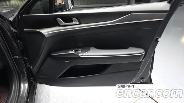 Kia K5 (III) 2.0 Prestige 2023 — фото 24