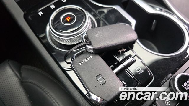 Kia K5 (III) 2.0 Prestige 2023 — фото 30