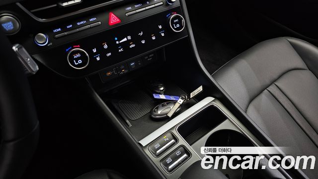 Hyundai Sonata The Edge (DN8) 2.0 Exclusive 2025 — фото 16