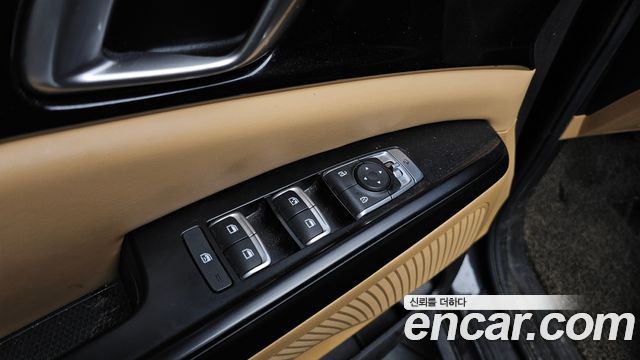 Kia Carnival (IV) Diesel 9-Seater Prestige 2023 — фото 17