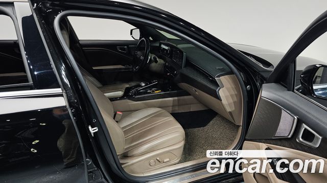 Kia K8 2.5 Gasoline 2WD Noblesse 2023 — фото 11
