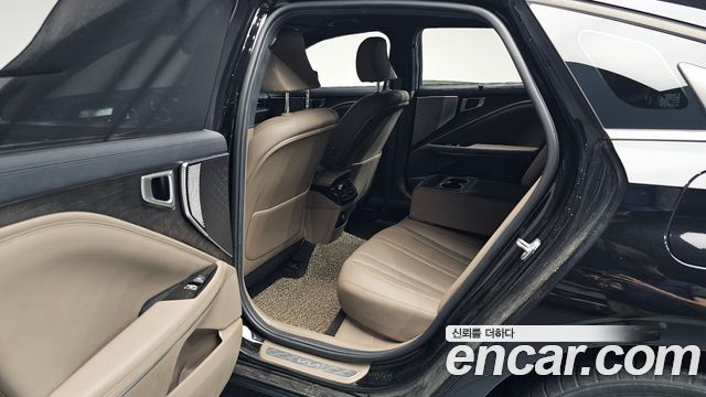 Kia K8 2.5 Gasoline 2WD Noblesse 2023 — фото 26