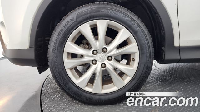 Toyota RAV4 2.5 2WD 4th 2014 — фото 5