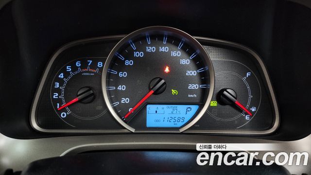 Toyota RAV4 2.5 2WD 4th 2014 — фото 8