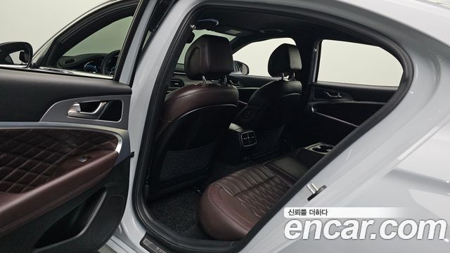 Genesis G70 Gasoline 2.0T 4WD 2022 — фото 11