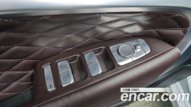 Genesis G70 Gasoline 2.0T 4WD 2022 — фото 13