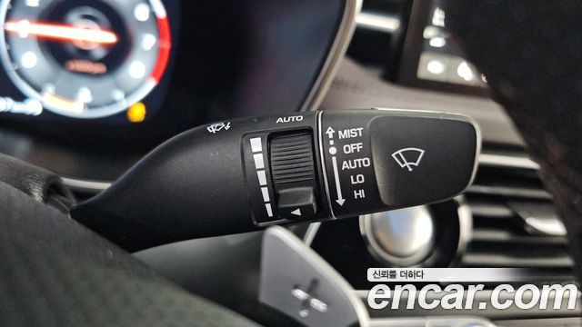 Genesis G70 Gasoline 2.0T 4WD 2022 — фото 17