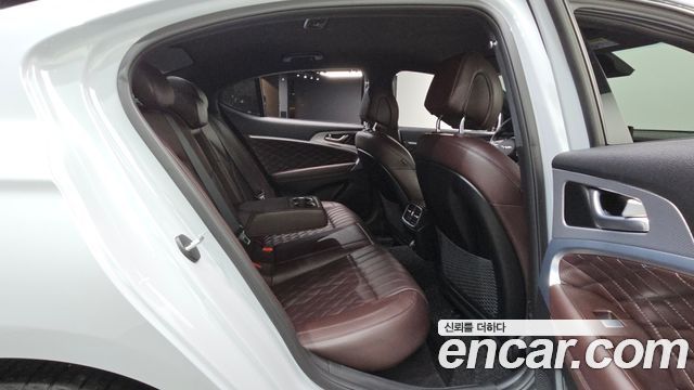 Genesis G70 Gasoline 2.0T 4WD 2022 — фото 26