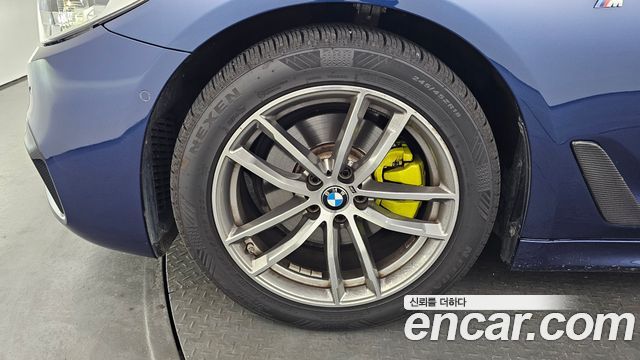 BMW 5 Series (G30) 520d xDrive M Sport Package Plus 2017 — фото 5