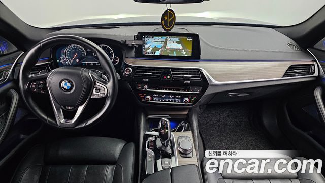 BMW 5 Series (G30) 520d xDrive M Sport Package Plus 2017 — фото 7