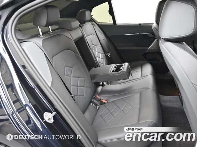 BMW 5 Series (G60) 530e M Sport 2025 — фото 16