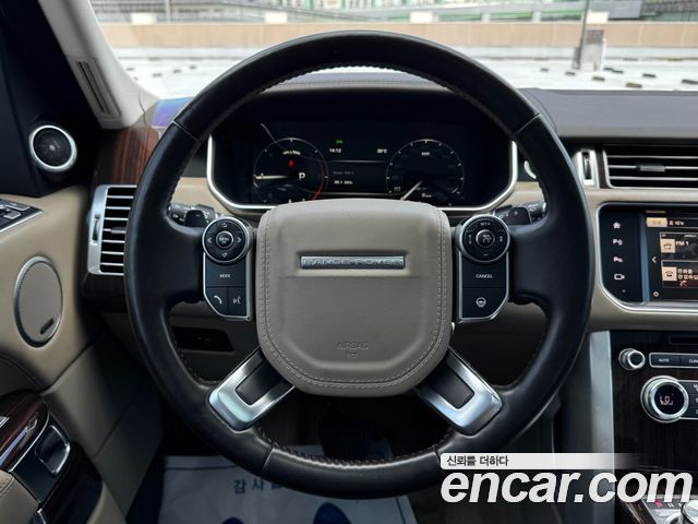 Land Rover Range Rover (IV) 4.4 SDV8 Vogue SE DIESEL 2016 — фото 15