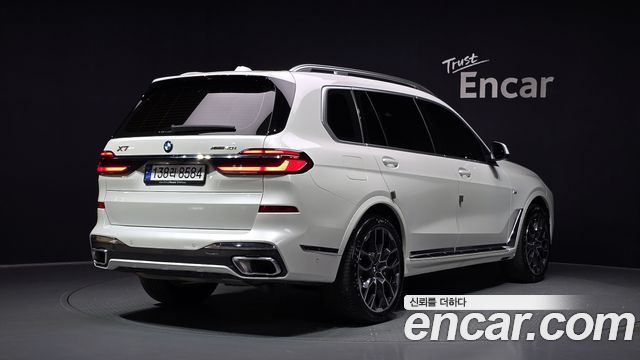 BMW X7 (G07) xDrive 40i M Sport 7STR 2024 — фото 2